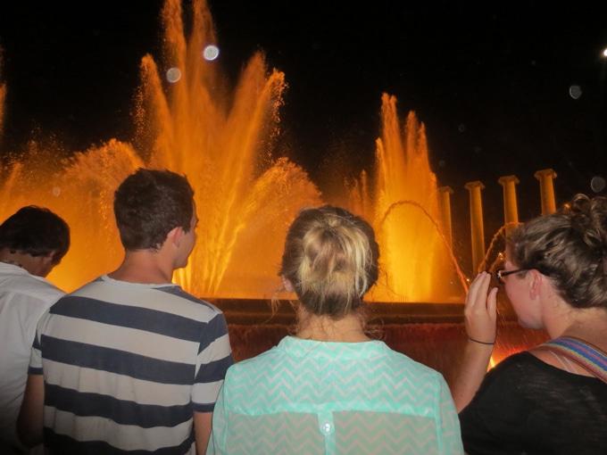 Barcelona, Spanien 2 Magische Fontäne Barcelona bei Nacht