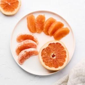 Wie man eine Grapefruit schneidet 12 Grapefruit schneiden: Schritt für Schritt Anleitung und Tipps.