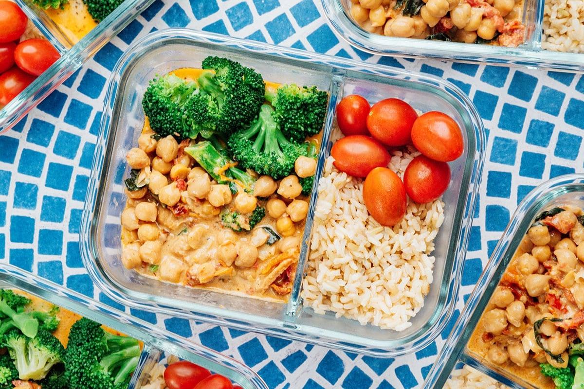 Kichererbsen zum Heiraten (mit cremiger toskanischer Soße) 14 Marry Me Kichererbsen als vegetarisches Meal Prep