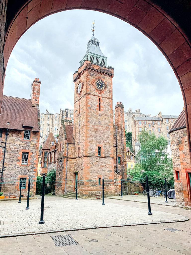 Ein Sassenach in Schottland 26 Eine der charmanten Gassen der Edinburgher Altstadt