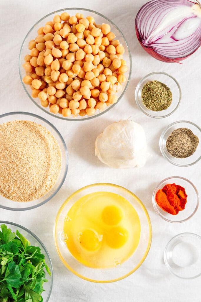 30-Minuten-Kichererbsen-Bällchen 4 Zutaten für Kichererbsenfrikadellen.