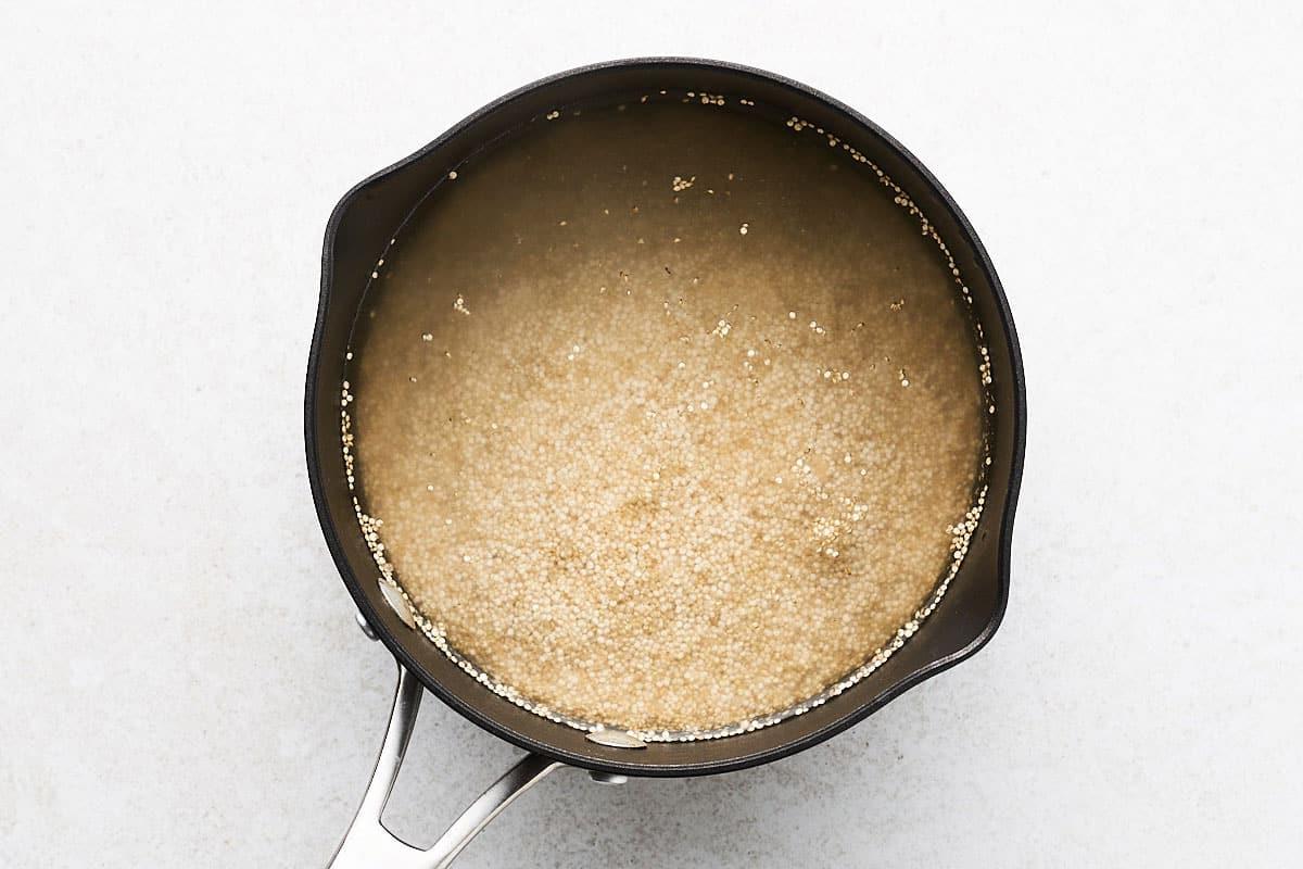 Quinoa im Topf