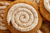 Creamy Pumpkin Spice Sugar Cookie