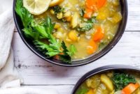 Hearty Slow Cooker Vegan Lentil Soup