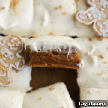 gingerbread cinnamon roll blondies