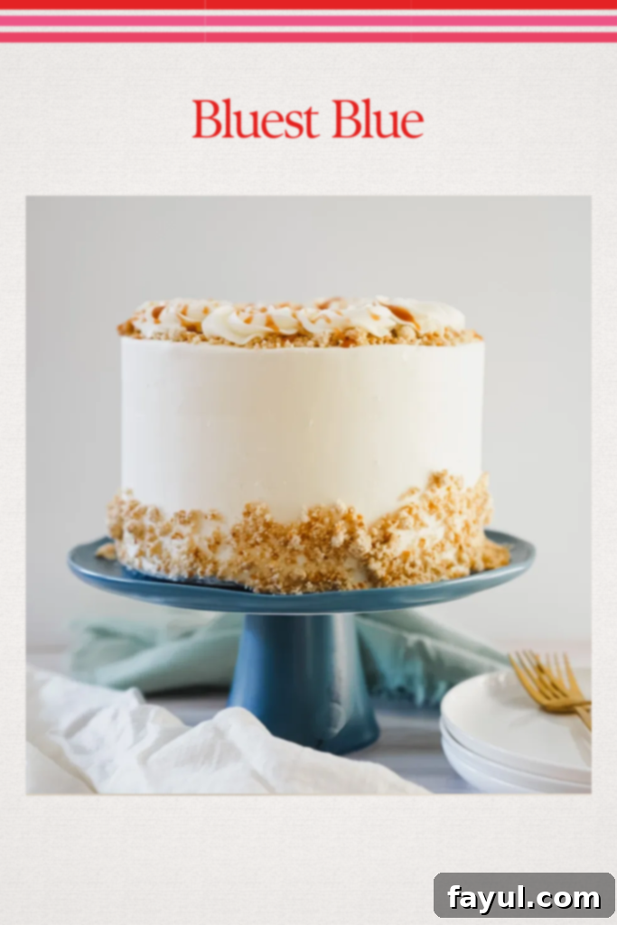 Various cake stand styles on display